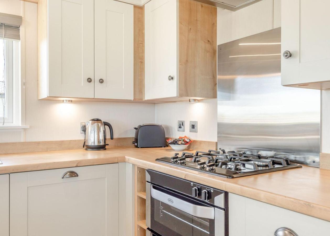 Home Farm Park Lakeside Retreat Burgh le Marsh Rom bilde